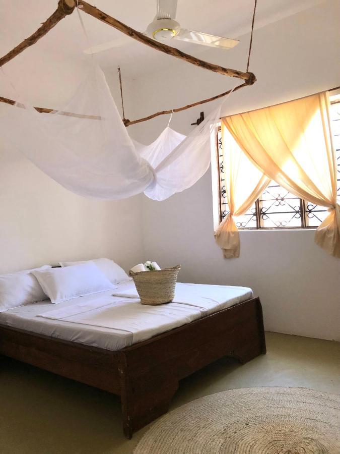 לינה וארוחת בוקר Mlango Paje House מראה חיצוני תמונה